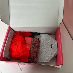 Miss to Mrs “maximum romance” subscription box